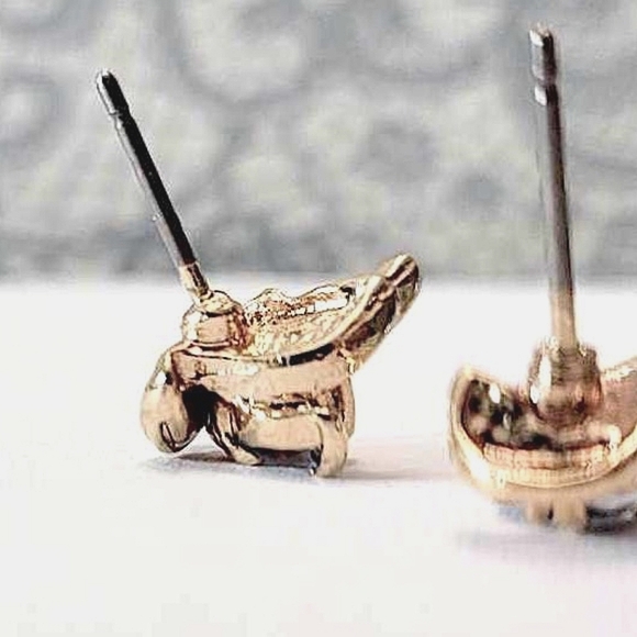 💞 AVON Rare Vintage Gold With Rhinestones Elegant Lilac Tone Gems Stud Earrings - Picture 7 of 10